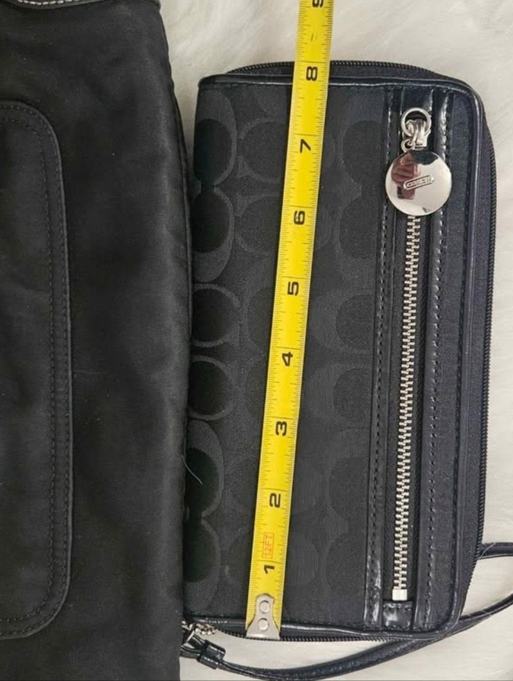 Coach Black Leather Tote with Matching Black Signature Wallet - Picture 4 of 15